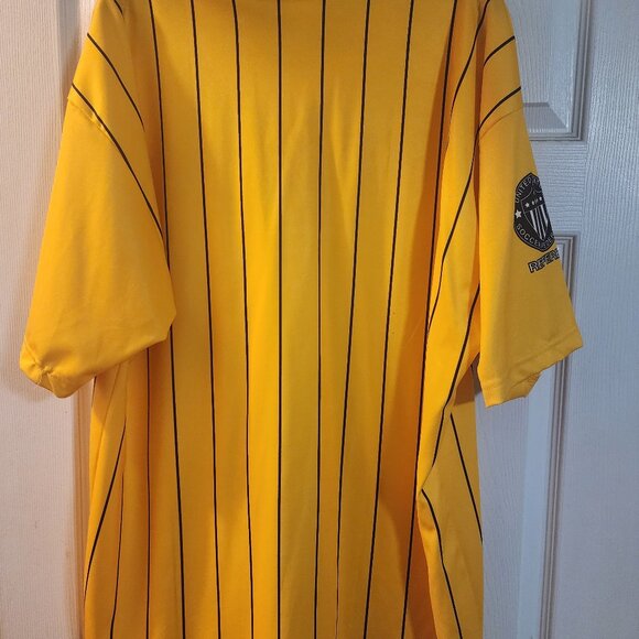 Soccer Referee - Official Sports - Adult XL. - Picture 6 of 6